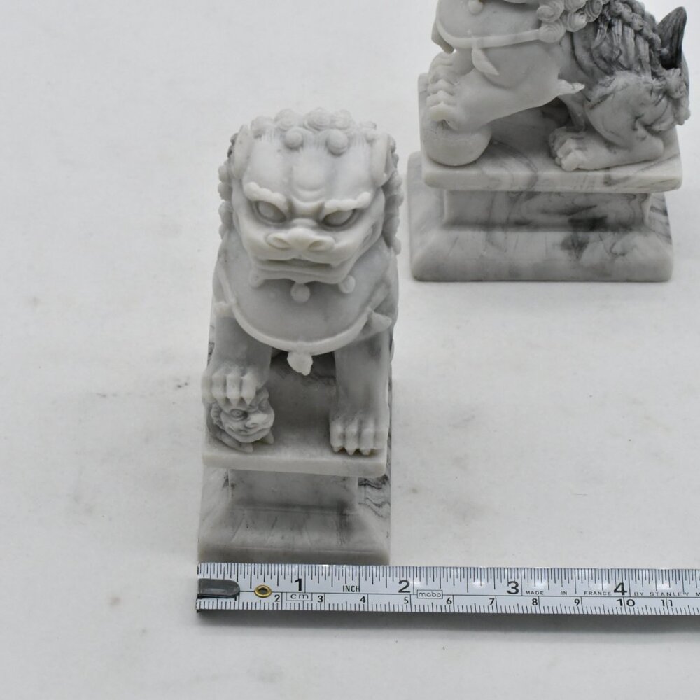 Carved Marble Pair Of Foo Dogs - Picture 10 of 11